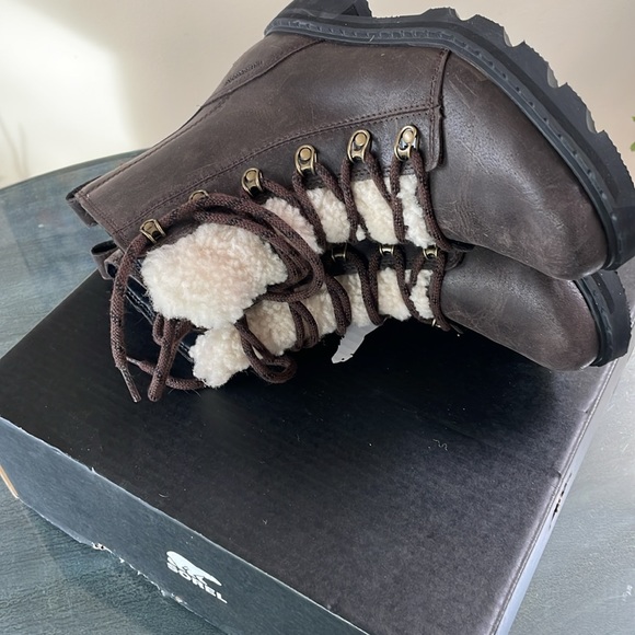 Sorel Lennox Lace Cozy boots - Picture 9 of 12